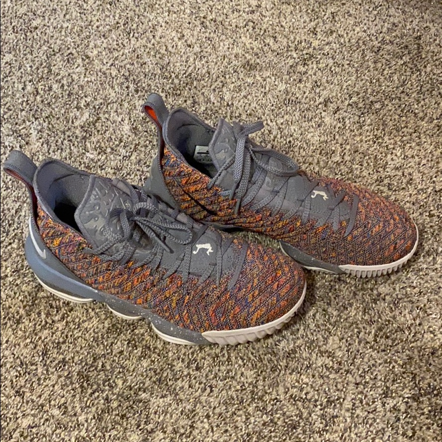 Lebron 16